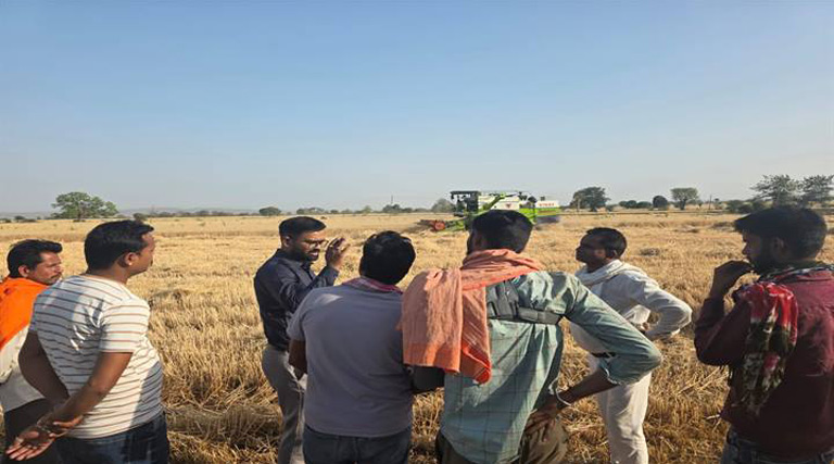 नर्मदापुरम में किसानों द्वारा जलाने के बजाय किया जा रहा नरवाई प्रबंधन