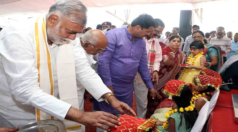 भूमि की उर्वरता बनाए रखने जैविक खेती को अपनाएं - मंत्री श्री पटेल