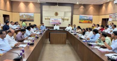 नरवाई जलाने को रोकने हेतु छिंदवाड़ा जिला स्तरीय समिति की बैठक सम्पन्न