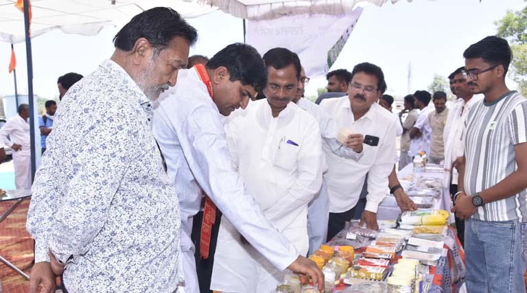 खरगोन में हुआ बाहुबली एग्रो इंडस्ट्रीज का शुभारम्भ