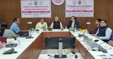  इंदौर में औषधि उत्पादक किसान एवं औषधि निर्माता कंपनी के बीच में हुआ एमओयू साइन