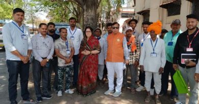 धार में आत्मा अंतर्गत कृषक भ्रमण दल रवाना