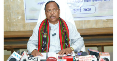 रायपुर में आगामी खरीफ सीजन के लिए रासायनिक उर्वरकों की उपलब्धता सुनिश्चित: कृषि मंत्री रामविचार नेताम