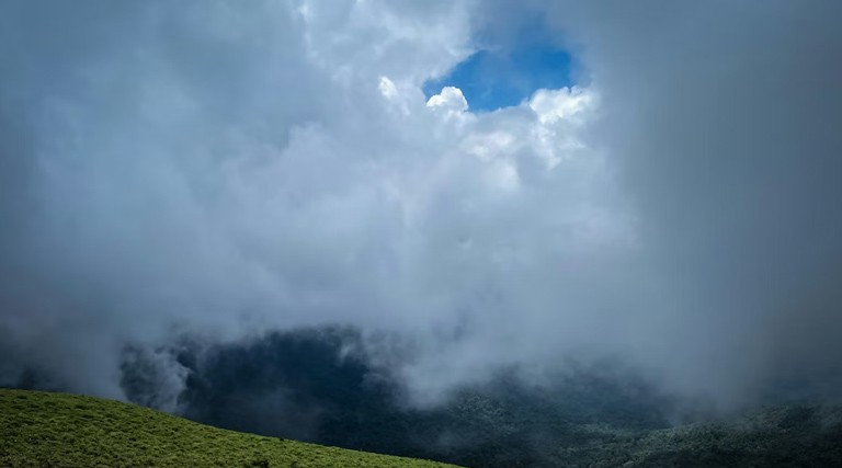 देशभर में बदलेगा मौसम: उत्तर भारत में बारिश-ओलावृष्टि, कई राज्यों में आंधी-तूफान का अलर्ट