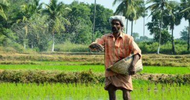 एमपी में रीवा के किसानों को ई.टोकन प्रणाली के तहत खाद वितरण