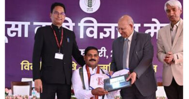 मध्यप्रदेश: आईसीएआर पूसा मेले में रायसेन के किसान मुकेश कुशवाह ‘इनोवेटिव फार्मर’ अवार्ड से हुए सम्मानित