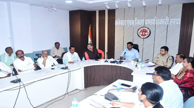 मूंग की सिंचाई के लिए पानी की मांग: जल उपयोगिता समिति बैठक में किसानों ने 20 मार्च से पानी छोड़ने का प्रस्ताव रखा  