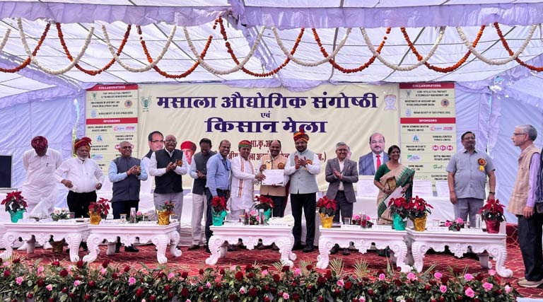 अजमेर किसान मेला-2026: मंत्री भागीरथ चौधरी बोले- बीजीय मसालों में अनुसंधान और तकनीक से बढ़ेगी किसानों की आय