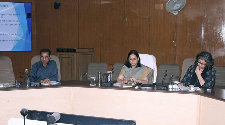 खरीफ 2026: उर्वरकों के संतुलित उपयोग व जैविक खेती को बढ़ावा देने के लिए आईसीएआर संस्थानों व केवीके वैज्ञानिकों के साथ बैठक  