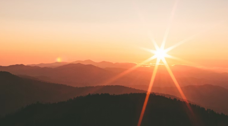 MP Weather: मध्य प्रदेश में मौसम का कहर, कहीं लू तो कहीं बारिश-ओलावृष्टि, कई जिलों में 46°C तक पहुंचा पारा