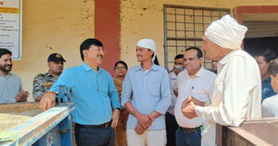 उपार्जन केन्द्र पहुंचे गुना कलेक्टर, व्यवस्थाओं का किया निरीक्षण