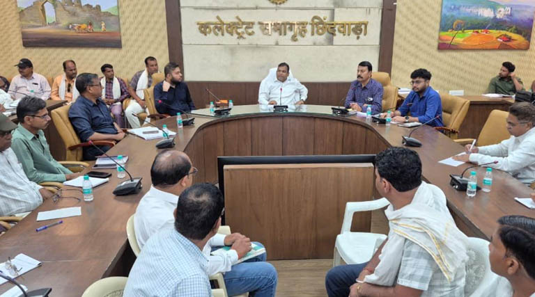 बिना ई-विकास प्रणाली के उर्वरक विक्रय पर होगी कड़ी कार्यवाही : कलेक्टर छिंदवाड़ा