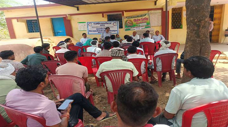 नानपुर में कृषि संबंधित विशेष शिविर आयोजित