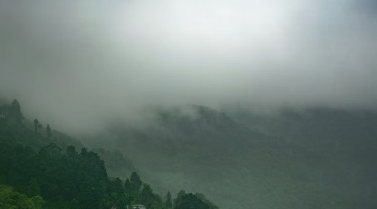 बालाघाट जिले में 7 अप्रैल तक आंधी-तूफान और हल्की बारिश का अलर्ट, कृषि विभाग ने फसल सुरक्षा की सलाह दी