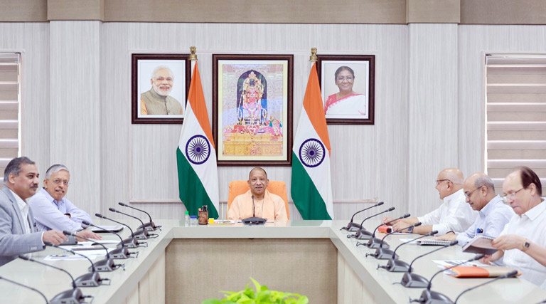 असमय बारिश पर CM योगी अलर्ट: बोले- किसानों को न हो परेशानी, फसल नुकसान का तुरंत आकलन करें 