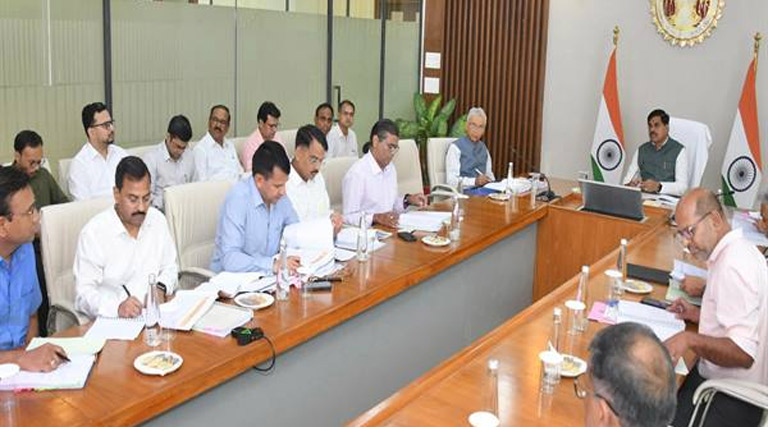 मध्यप्रदेश सरकार का बड़ा फैसला: कंबाइन हार्वेस्टर पर टोल टैक्स माफ, किसानों को मिलेगा सीधा लाभ