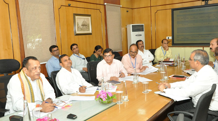 राजस्थान: पशुपालन विभाग की समीक्षा बैठक, मंत्री ने मंगला पशु बीमा, एमवीयू और सेक्स सॉर्टेड सीमन पर दिया जोर