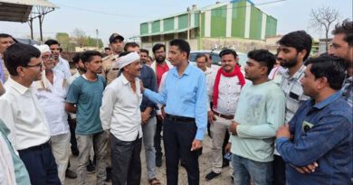 दमोह कलेक्टर ने चना और गेहूं की खरीदी व्यवस्था का लिया जायजा