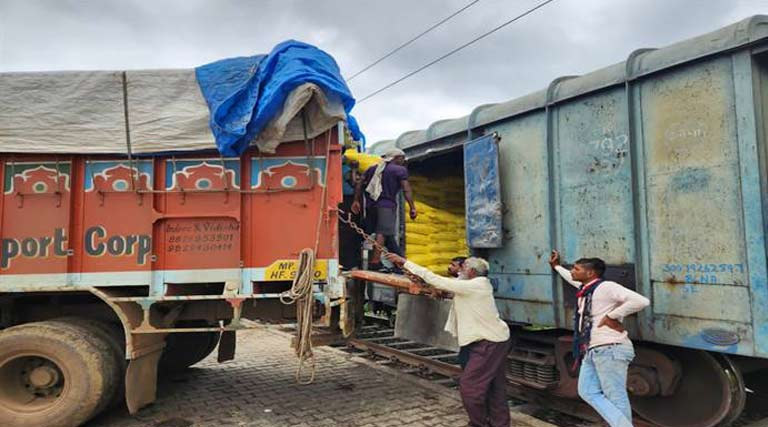 मध्यप्रदेश: खरीफ सीजन से पहले विदिशा जिले में खाद का पर्याप्त स्टॉक, किसानों को ई-पोर्टल से मिलेगी सुविधा