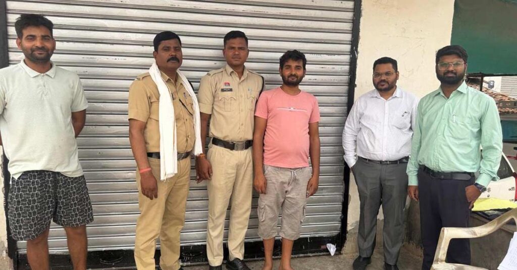 छत्तीसगढ़: उर्वरक कालाबाजारी पर बड़ी कार्रवाई, 1150 बोरी यूरिया जब्त, गोदाम सील