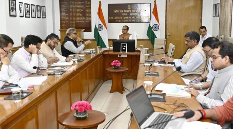 कृषि क्षेत्र में दौड़ेगी PM मोदी की रिफॉर्म एक्सप्रेस, किसानों और कारोबारियों को मिलेगा बड़ा फायदा