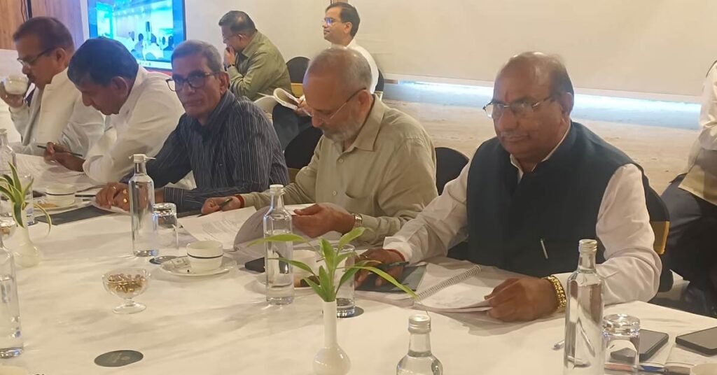 नेफेड की निदेशक मंडल बैठक सम्पन्न: छत्तीसगढ़ के एफपीओ, बीज और बायोफर्टिलाइजर उत्पादन पर भी रहा जोर