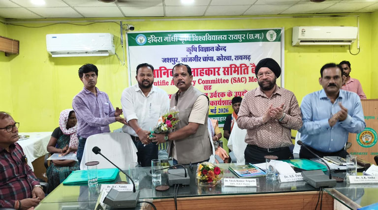 छत्तीसगढ़ : जशपुर में मृदा स्वास्थ्य पर जागरूकता कार्यशाला, किसानों को वैज्ञानिक खेती की दी गई जानकारी