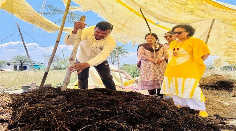 9 साल से प्राकृतिक खेती कर रहे रामदीन पटेल, कम लागत में कमा रहे अच्छा मुनाफा; अन्य किसानों के लिए बने प्रेरणा  