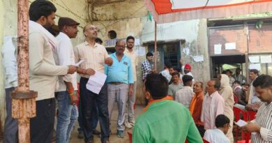 अशोकनगर: किसानों को समय पर खाद उपलब्ध कराने के दिए निर्देश