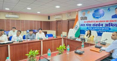 बड़वानी कलेक्टर ने की उर्वरक वितरण की समीक्षा