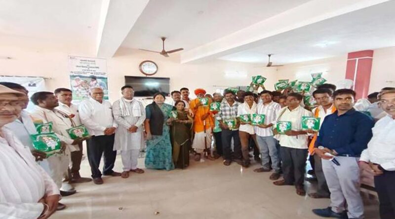 बुरहानपुर: प्राकृतिक खेती पर कार्यशाला एवं संगोष्ठी आयोजित
