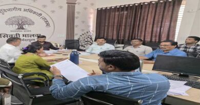 खाद के अग्रिम उठाव की व्यवस्था सुनिश्चित करें- एसडीएम नर्मदापुरम