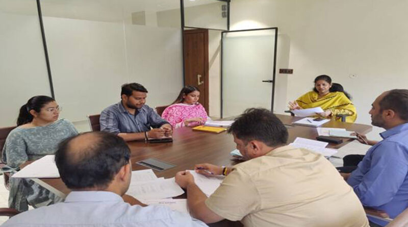 सागर: खाद उठाव और उपार्जन भुगतान में ढिलाई पर कलेक्टर ने जताई नाराजगी