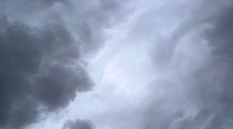 MP Weather Update: मध्यप्रदेश के कई जिलों में झमाझम बारिश, तेज आंधी का असर; अगले 4 दिन में और आगे बढ़ेगा मानसून
