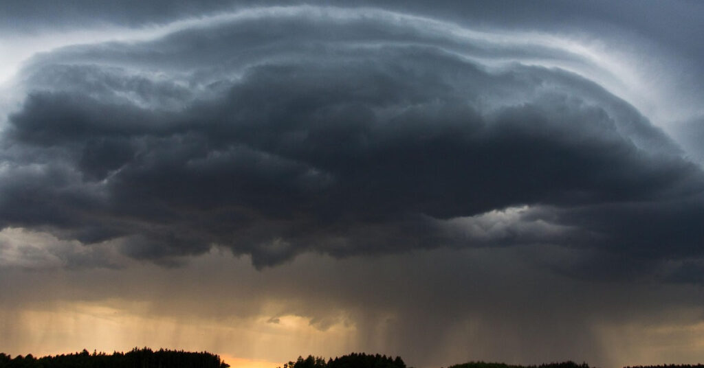 IMD Weather Update: पूर्वोत्तर में मूसलाधार बारिश का अलर्ट, पूर्वी यूपी में हीटवेव; अगले कुछ दिनों में आगे बढ़ेगा मानसून  