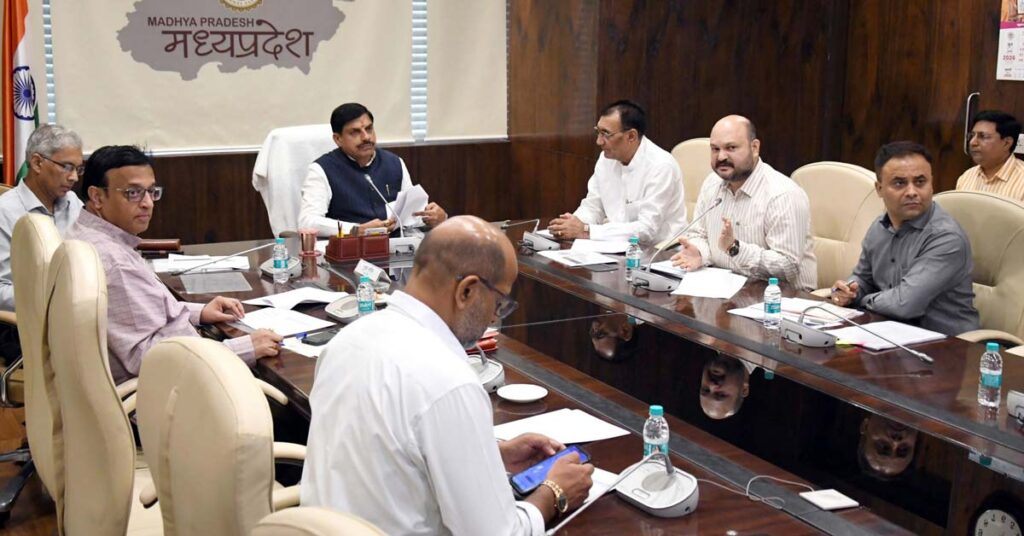 मछली उत्पादन में आत्मनिर्भर बनेगा मध्य प्रदेश, हर जिले में बनेगी हैचरी: सीएम मोहन यादव