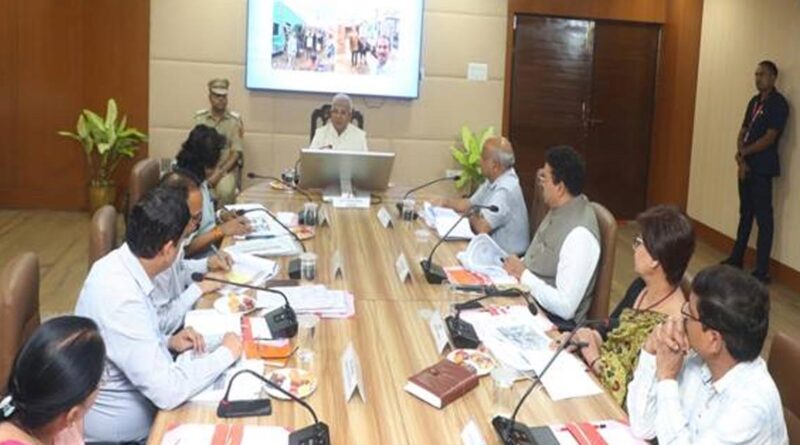 मध्यप्रदेश: राज्यपाल ने की दुधारू पशु योजना की समीक्षा, अति-पिछड़ी जनजातियों को प्राथमिकता देने के निर्देश