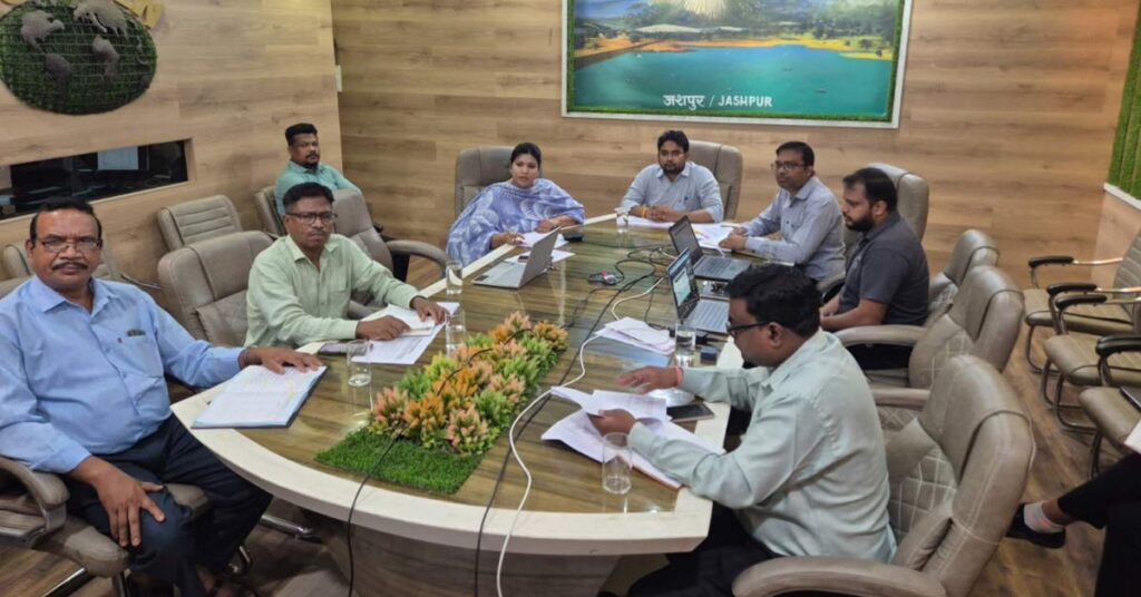 अधिक के लिए नीचे दिए गए लिंक पर क्लिक करें