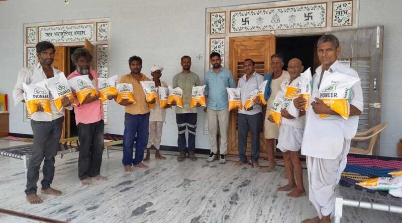 राजस्थान: मक्का खेती को मिलेगा बढ़ावा, भारतीय मक्का अनुसंधान संस्थान ने किसानों को बांटे उन्नत मक्का बीज मिनीकिट