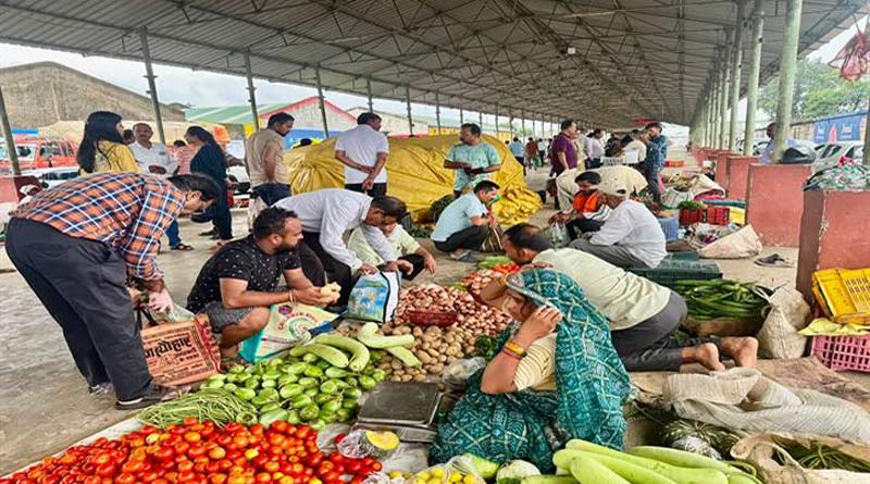 जबलपुर: साप्ताहिक जैविक हाट में किसानों को मिला उचित दाम