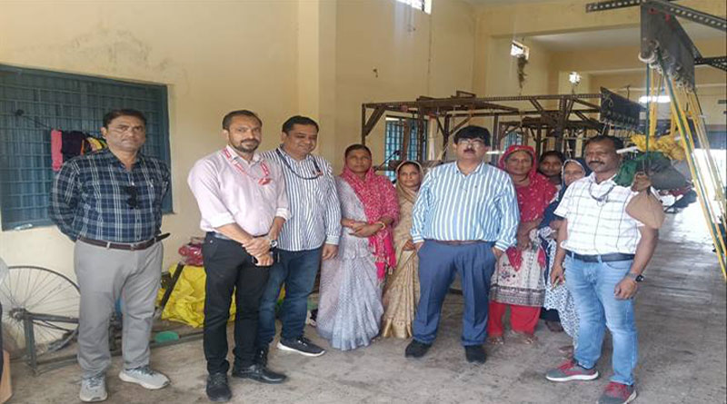 खरगोन: मप्र प्रशासनिक इकाई पुनर्गठन आयोग ने लिया आधुनिक कृषि तकनीकों का जायजा
