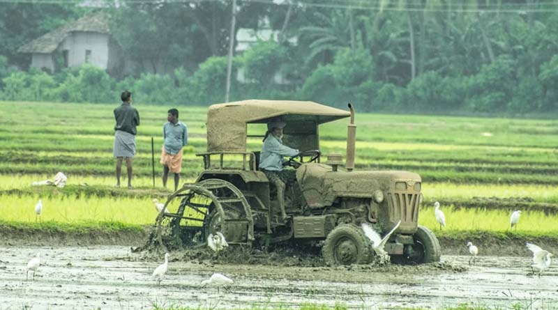 यूपी के किसानों को कृषि यंत्रों पर मिलेगा भारी अनुदान, 10 अगस्त तक बुकिंग का मौका