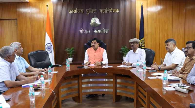 मध्यप्रदेश पुलिस बनेगी देश की सर्वश्रेष्ठ: CM डॉ. मोहन यादव के सख्त निर्देश, 25 हजार पुलिसकर्मियों को पदोन्नति