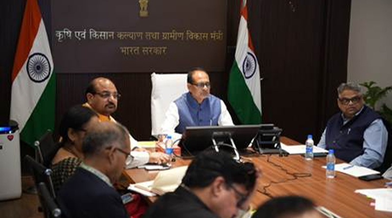 कृषि मंत्रालय की साप्ताहिक समीक्षा बैठक: शिवराज सिंह बोले- बारिश की कमी के बावजूद खरीफ बुवाई जारी, कई राज्यों में बने अनुकूल हालात  