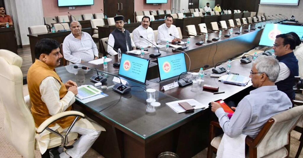 कम बारिश में भी होगी अच्छी पैदावार! किसानों को सरकार ने बताईं ये फसलें, जल्दबाजी में बुआई से बचें