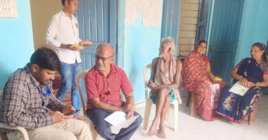 छत्तीसगढ़: रायगढ़ में कृषि मंत्रालय की टीम ने किया मृदा स्वास्थ्य कार्ड योजना का मूल्यांकन, किसानों से लिया फीडबैक