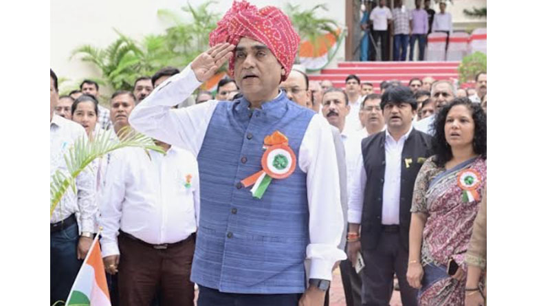 कृषक हित में पूरी निष्ठा एवं समर्पण से कार्य करें: श्री कुमार पुरुषोत्तम