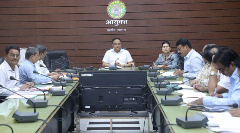 खेती का रकबा बढ़ाने और किसानों की आय में वृद्धि के लिए विशेष कार्ययोजना बनायी  जाए- इंदौर संभागायुक्त