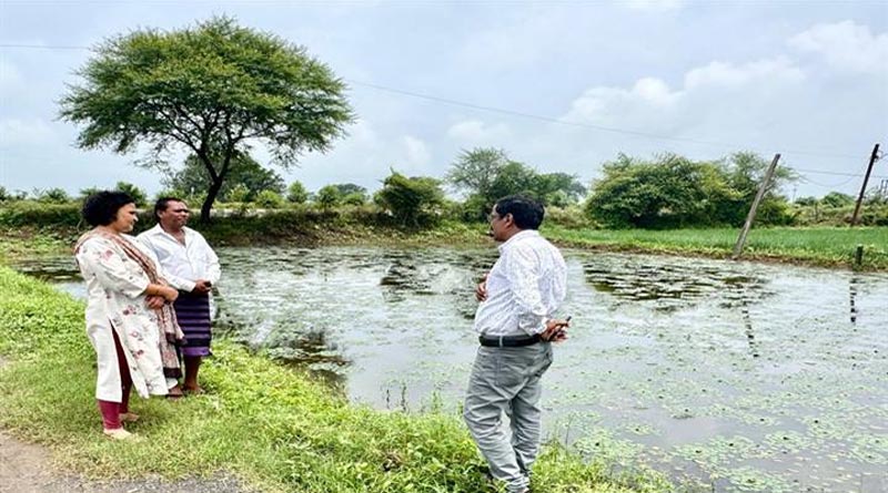 एक ही खेत से डबल कमाई, किसान ने सिंघाड़े के साथ शुरू किया मछली पालन; दोगुना हुआ मुनाफा