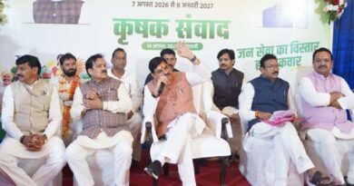 मुख्यमंत्री ने बड़वानी के उद्यमियों व कृषकों के साथ किया संवाद
